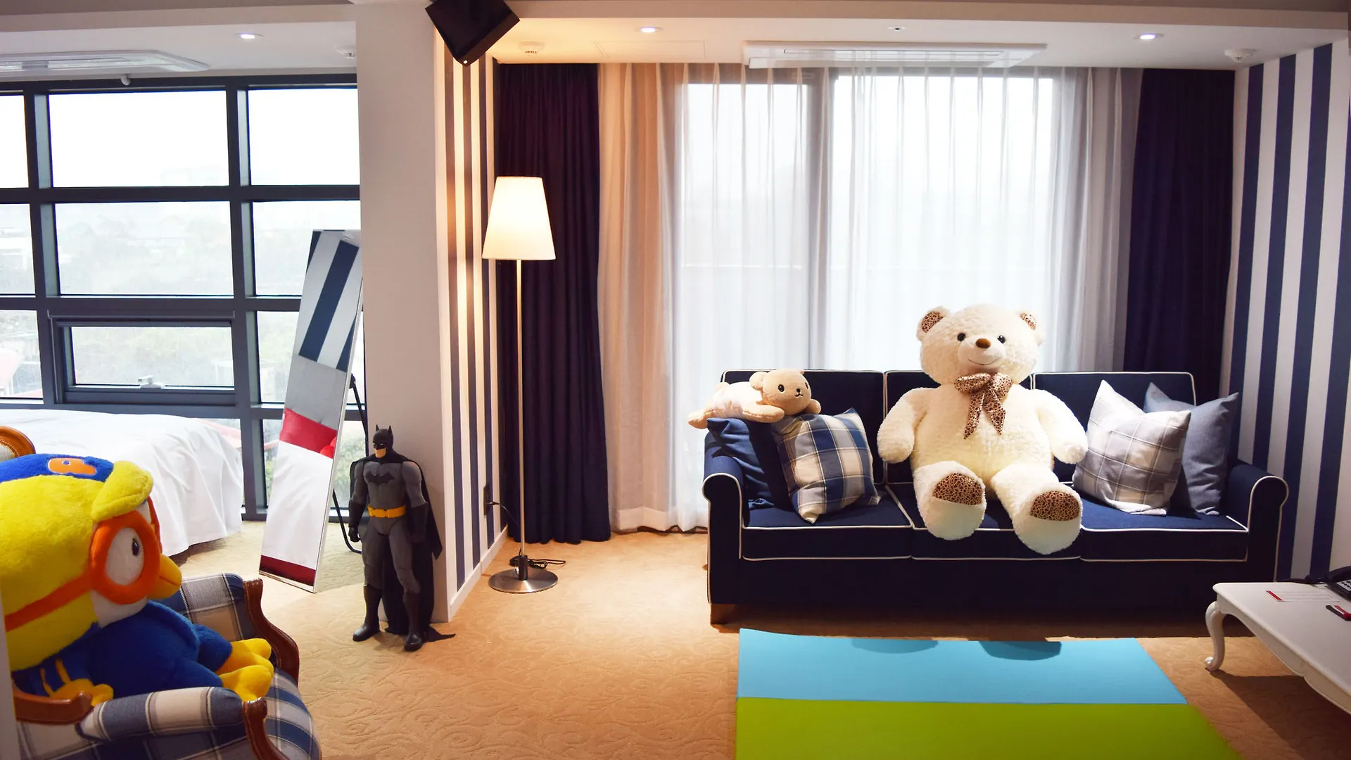 Ramada By Wyndham Jeju Hamdeok Hotel