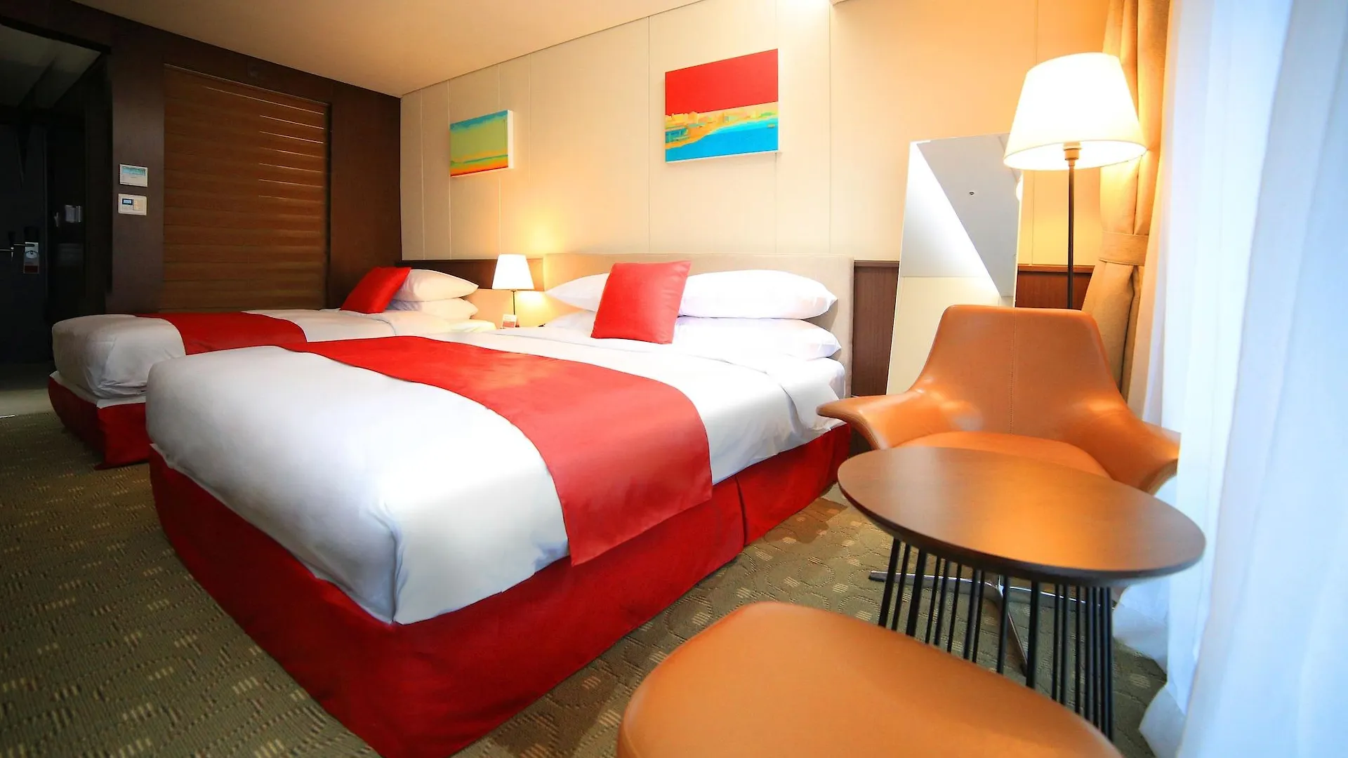 Ramada By Wyndham Jeju Hamdeok Hotel