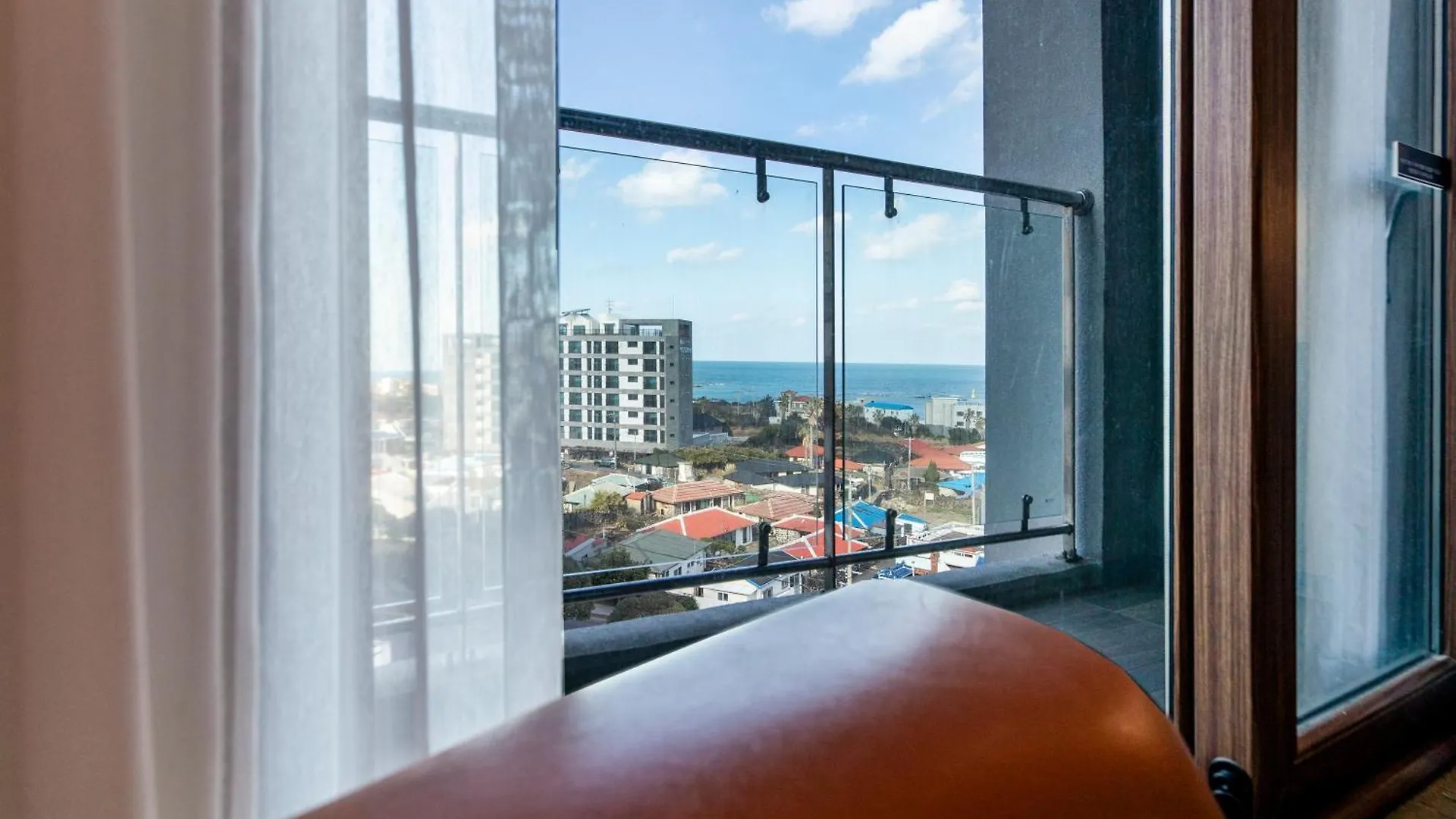 Ramada By Wyndham Jeju Hamdeok Hotel 4*,